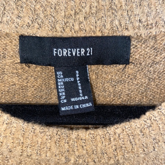 Forever 21 | Soft oversized sweater - Picture 4 of 4